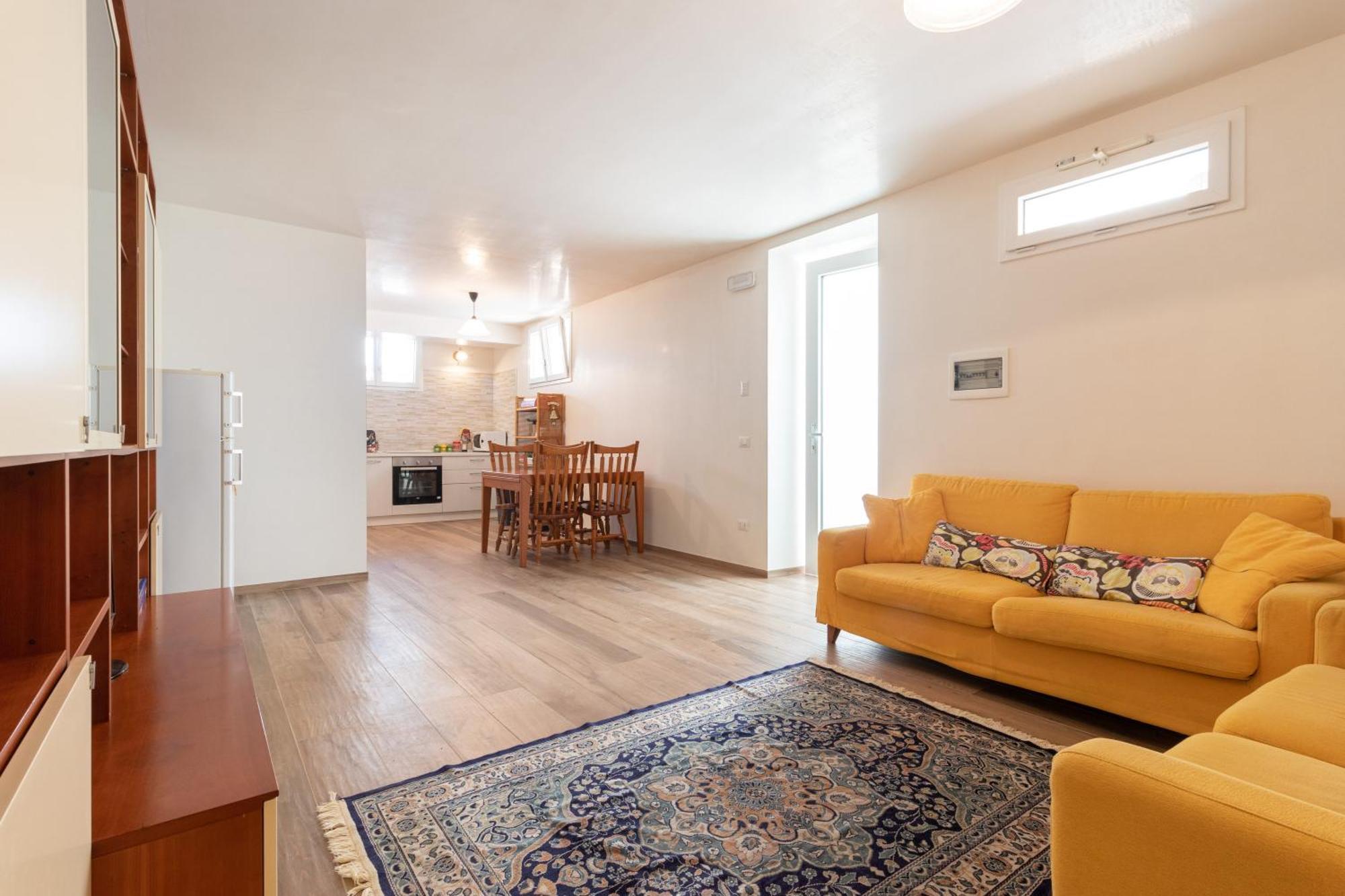 Rossella House Apartment